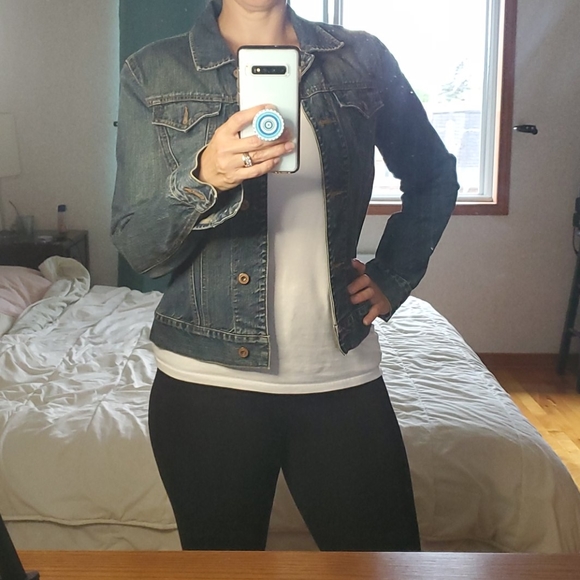 2002 Gap Jean Jacket - Picture 2 of 5